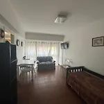Ambiente Centrico Al Frente